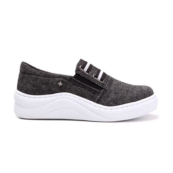 slip on kiara